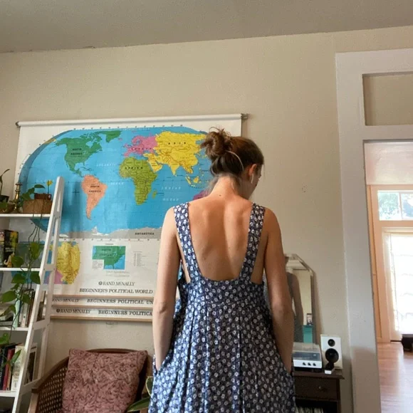 Floral blue and white maxi dress - Picture 4 of 7